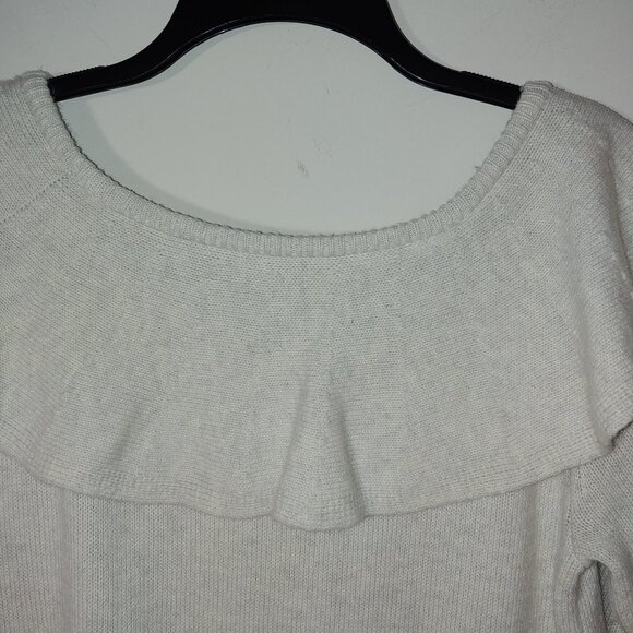 Banana Republic Cashmere Blend Ruffle Off Shoulder Sweater Sz S Oatmeal White - Picture 4 of 5